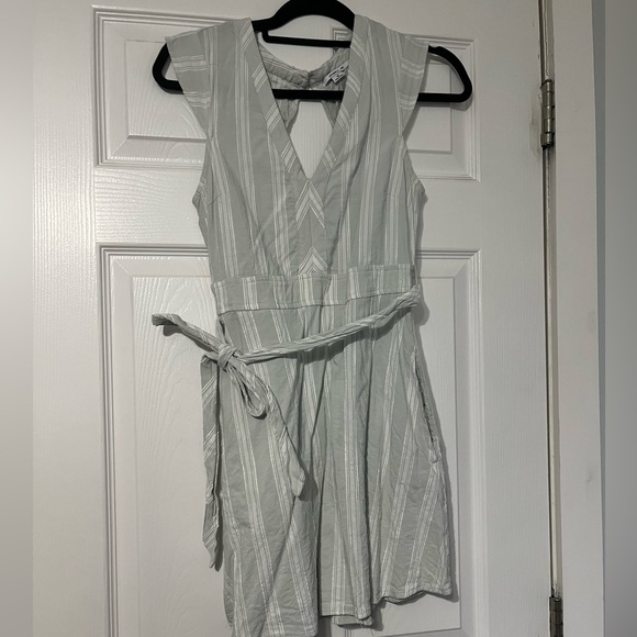 Grey & White Striped Sundress with Pockets - Picture 2 of 4